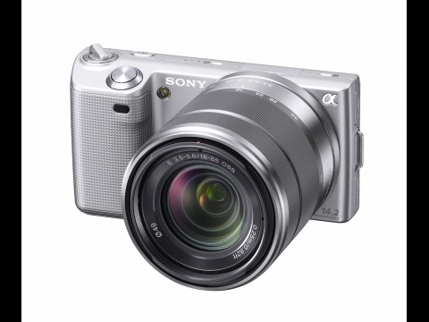 NEX-5 mit dem kleinen Einsteigerzoom.